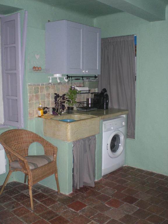 The Nut House Villa Ла Гард-Френе Екстериор снимка